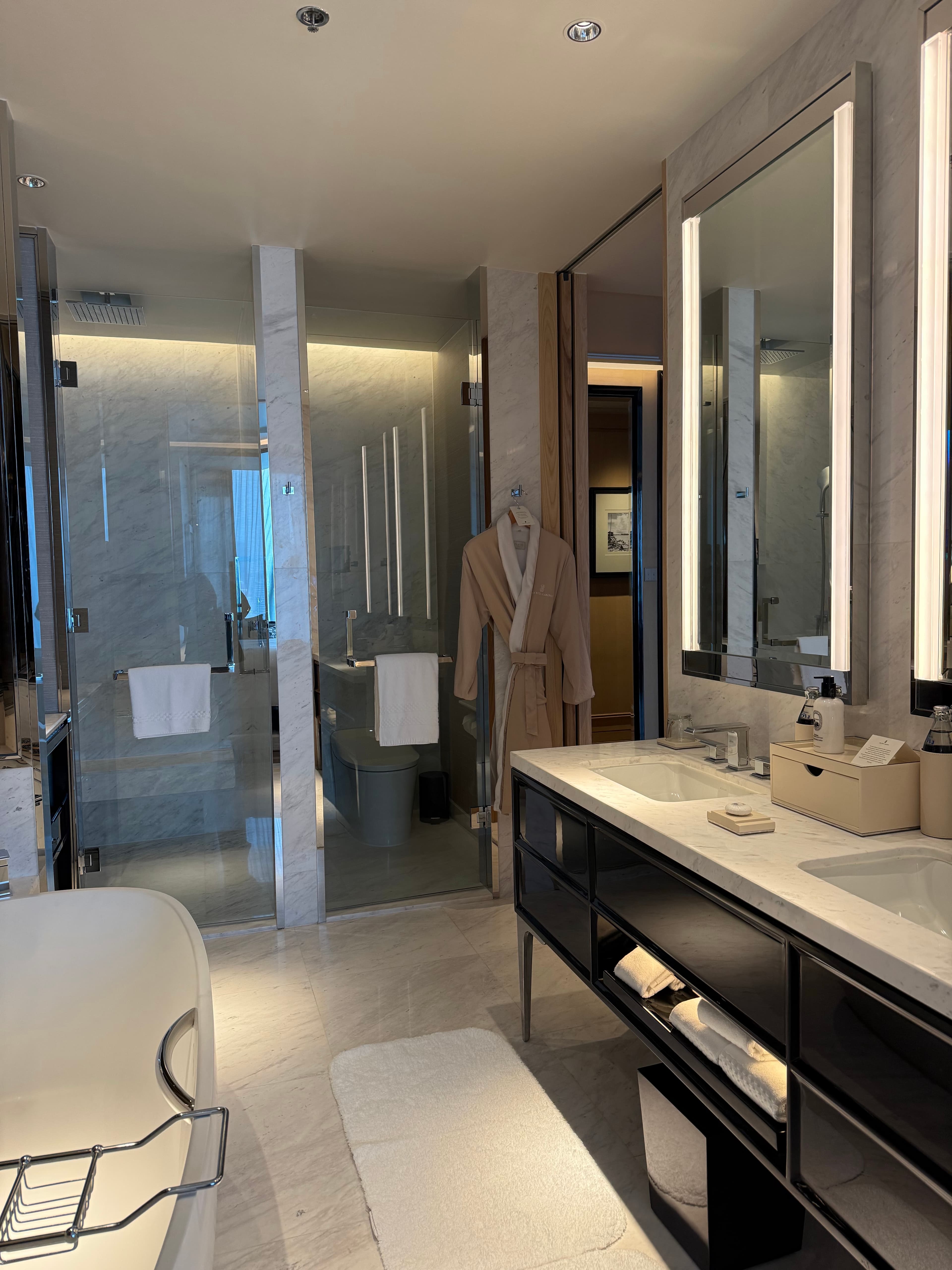 The Club Room - Image 7