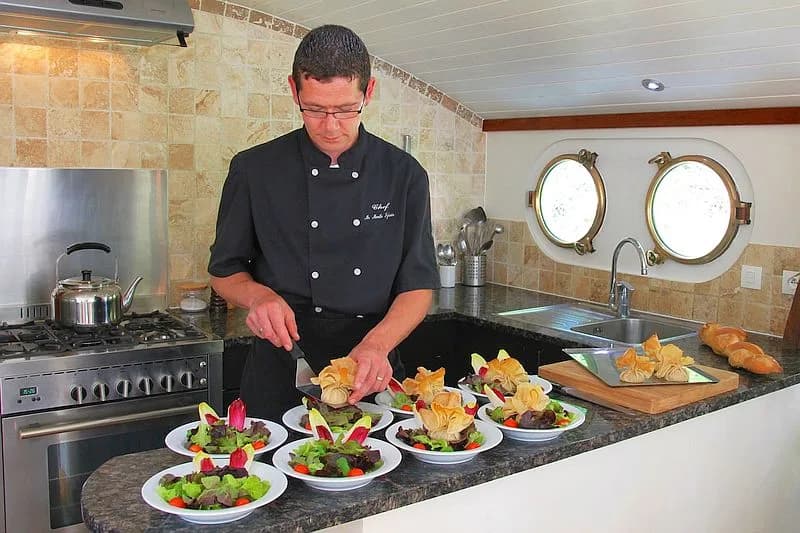 The chef plating lunch