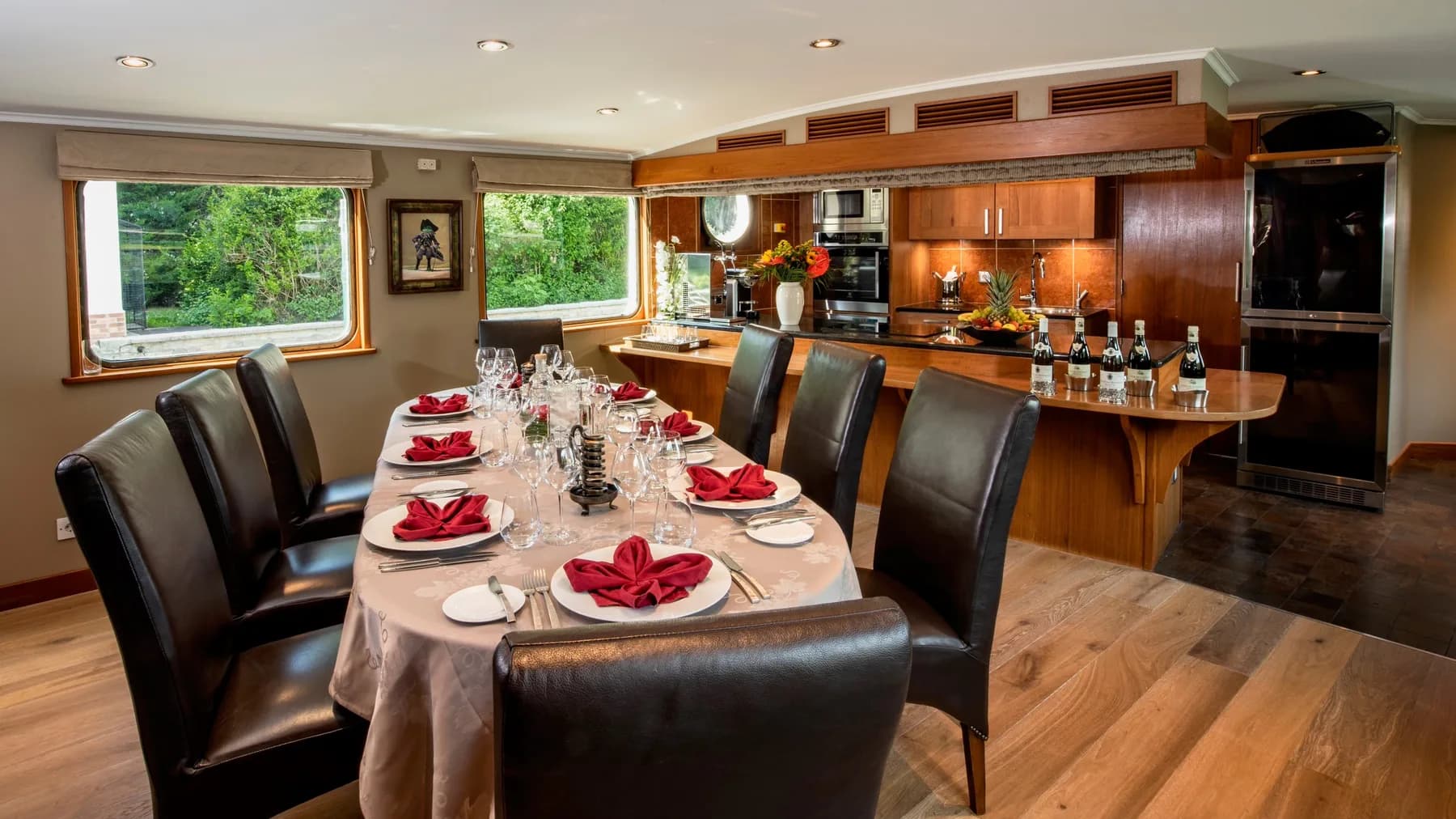 The dining room and the demonstration kitchen