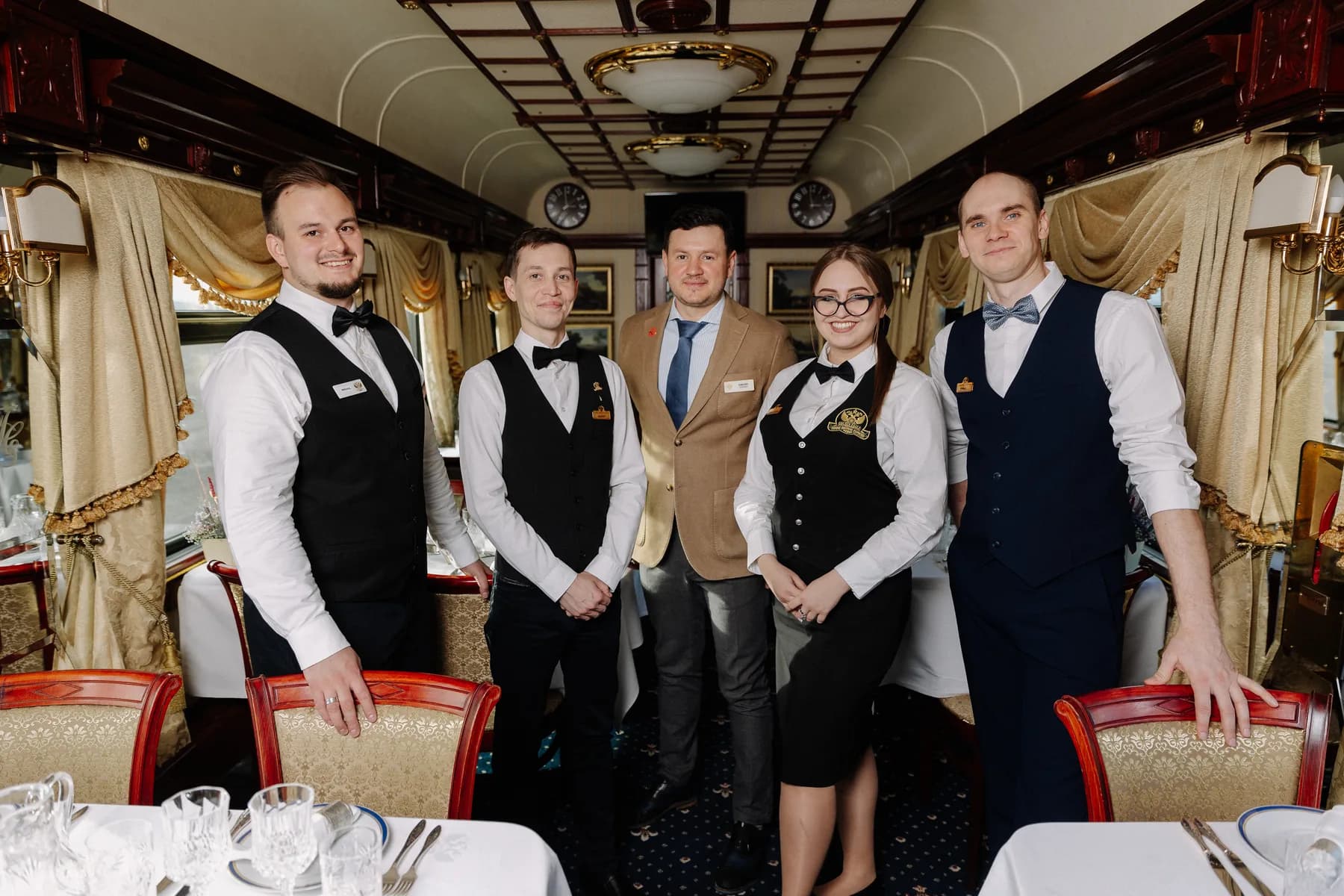 The restaurant car team