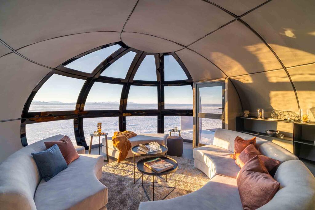 White Desert Sky Pods - Echo Camp, Interior Antarctica