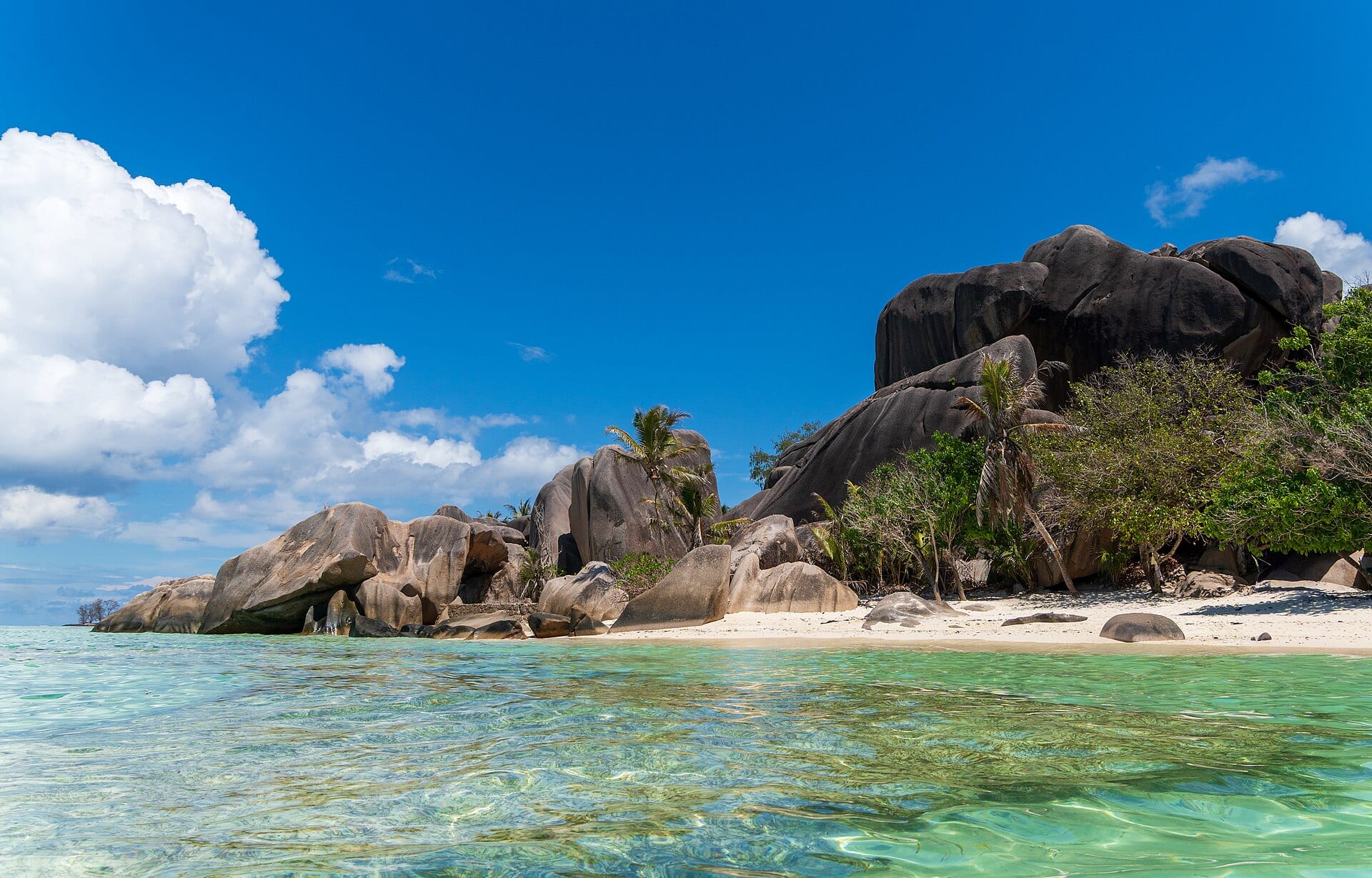 Luxury hotels and resorts in Africa & Indian Ocean
