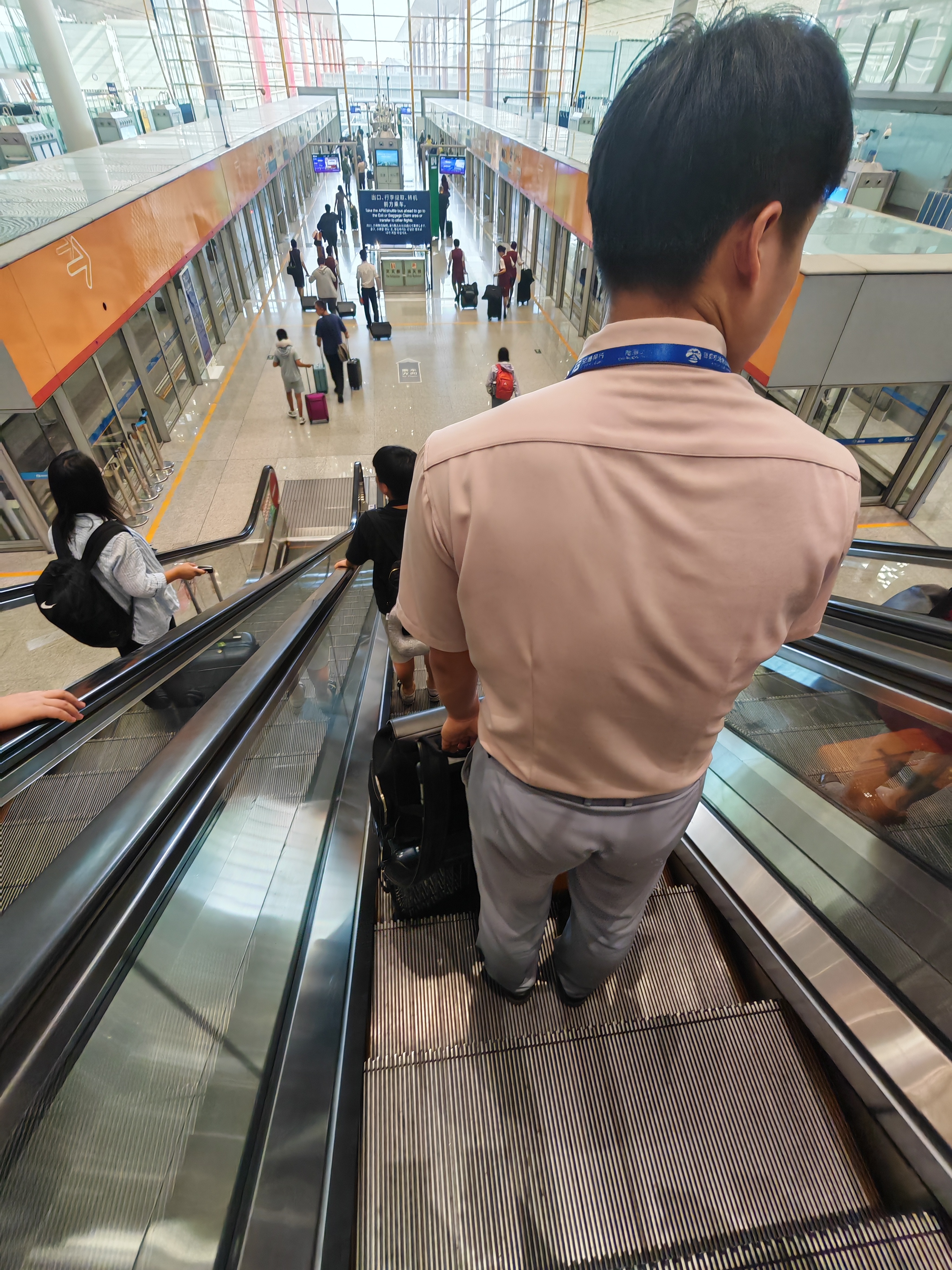 Arrival & Airport Transfer - Image 1