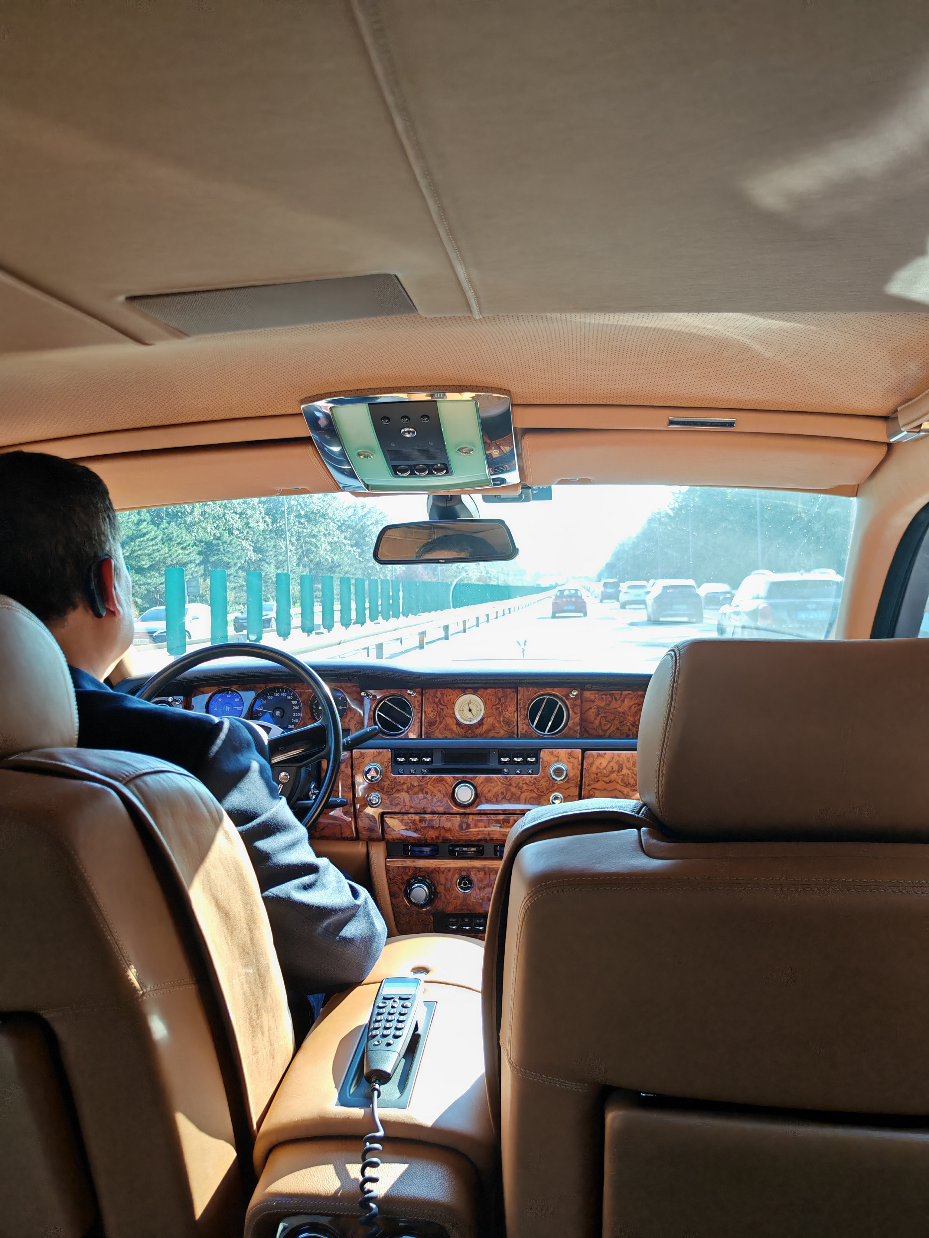 Arrival & Airport Transfer - Image 2