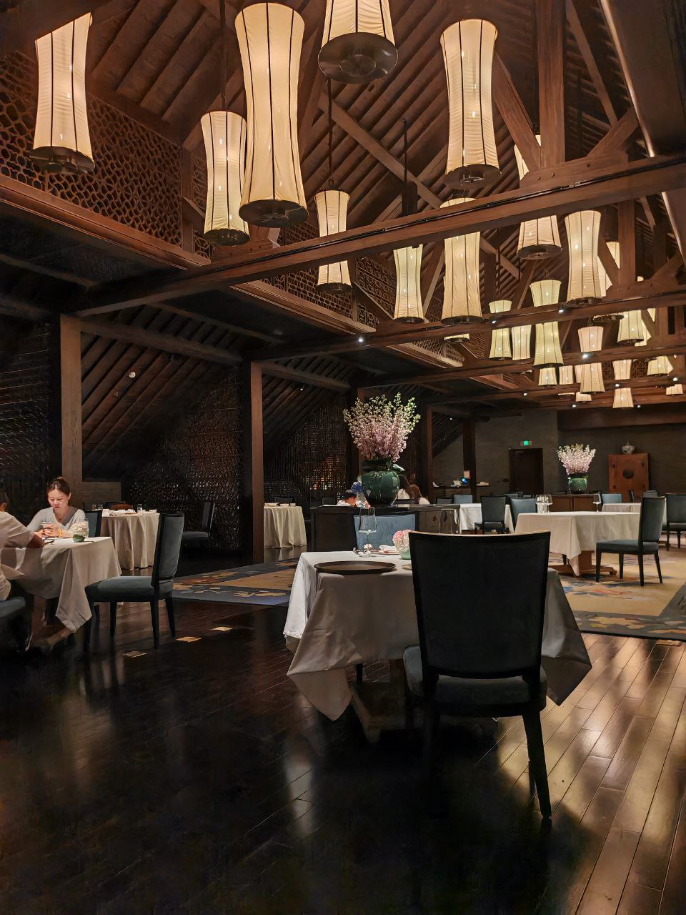 The Restaurants & Bars - Image 2