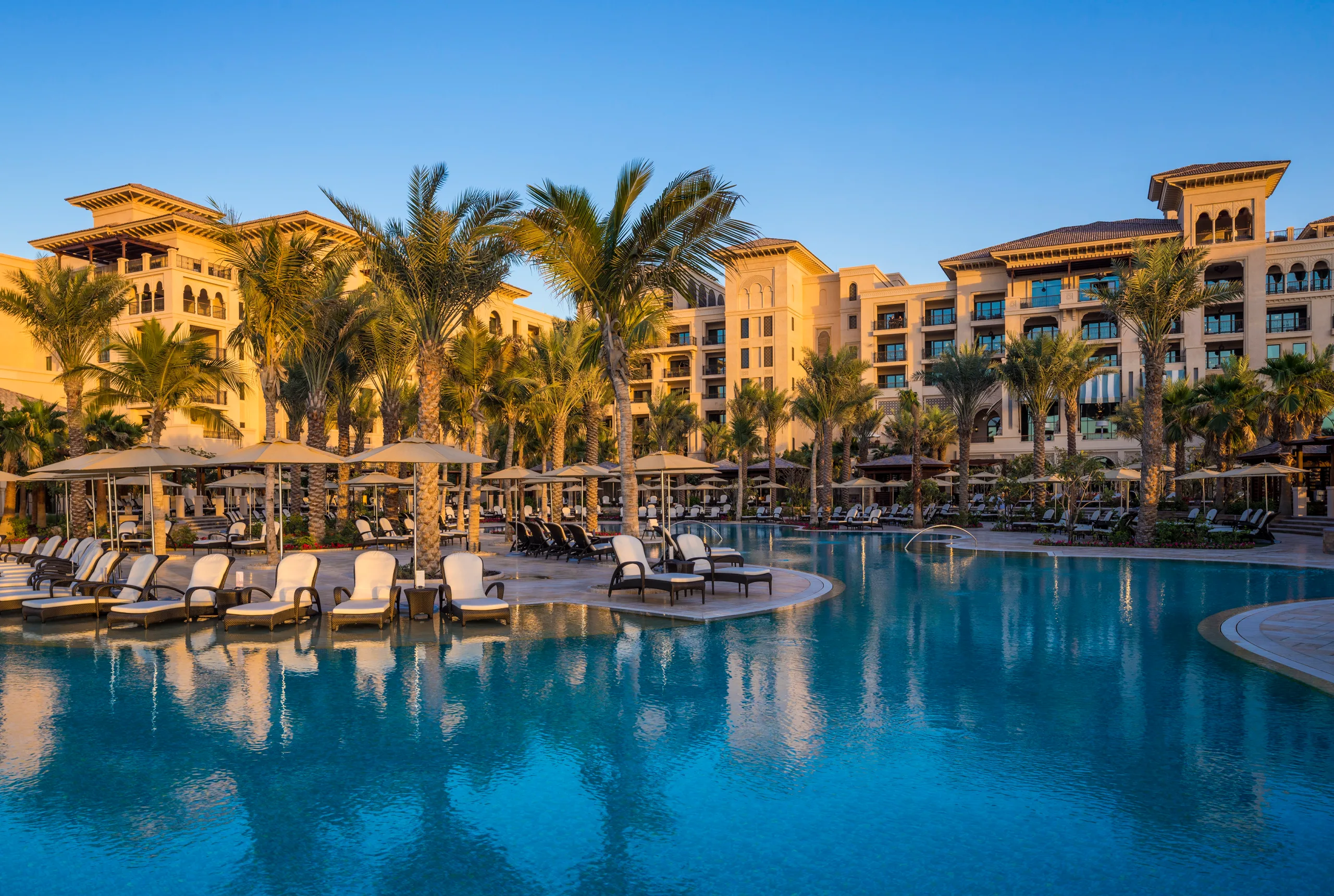 Four Seasons Resort Dubai at Jumeirah Beach - Jumeira 2 — beachfront