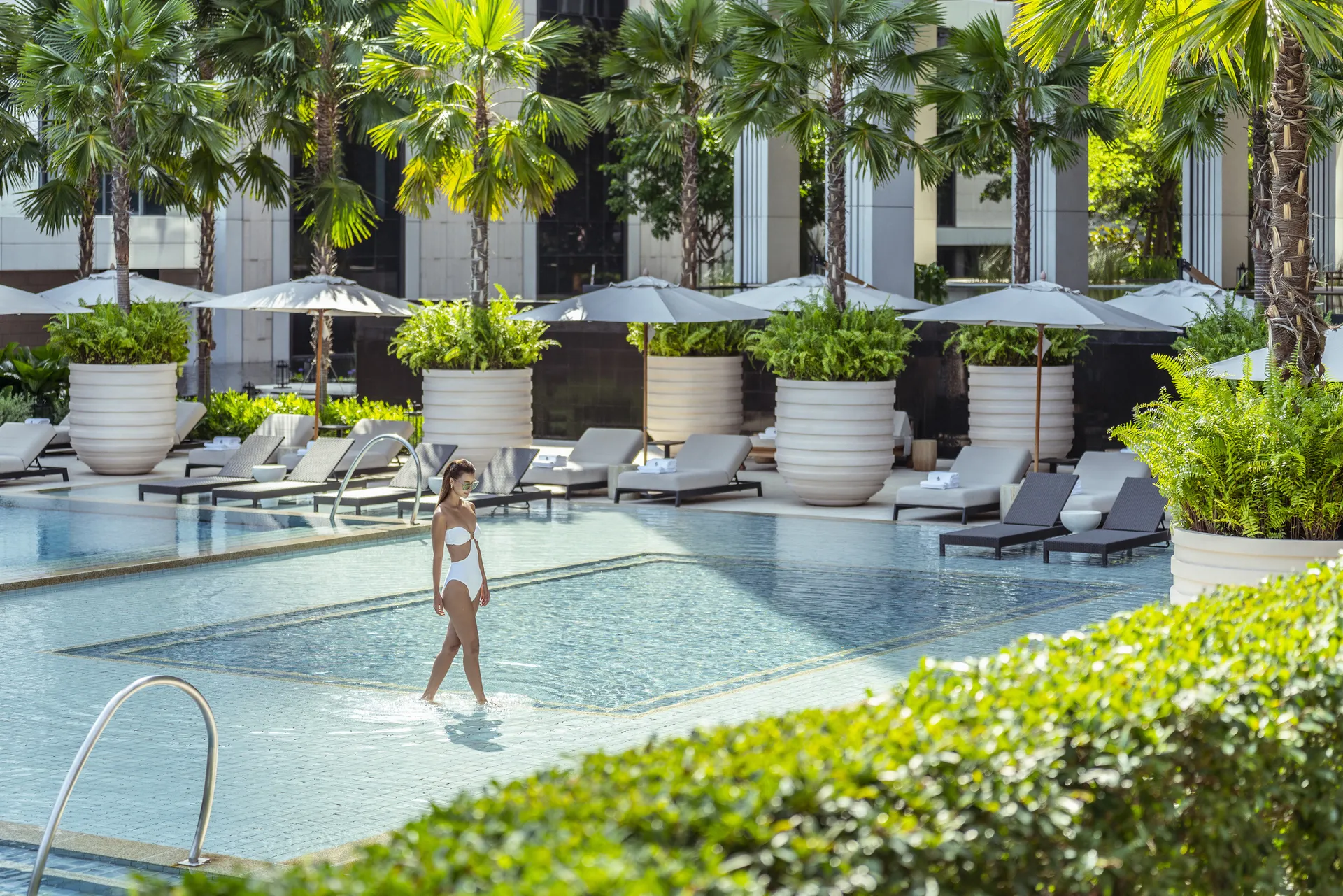 Four Seasons luxury hotels