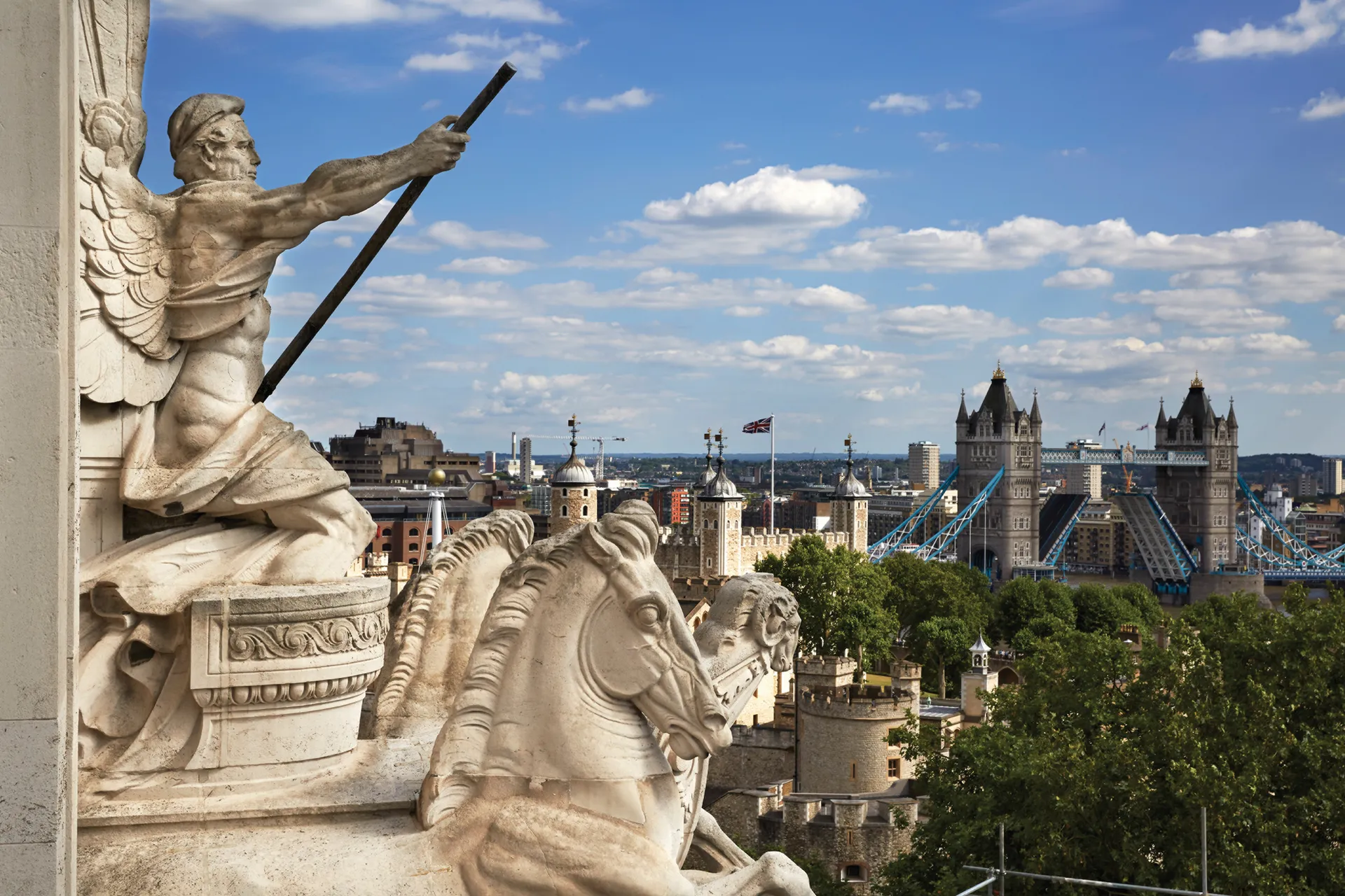 Four Seasons Hotel London at Tower Bridge