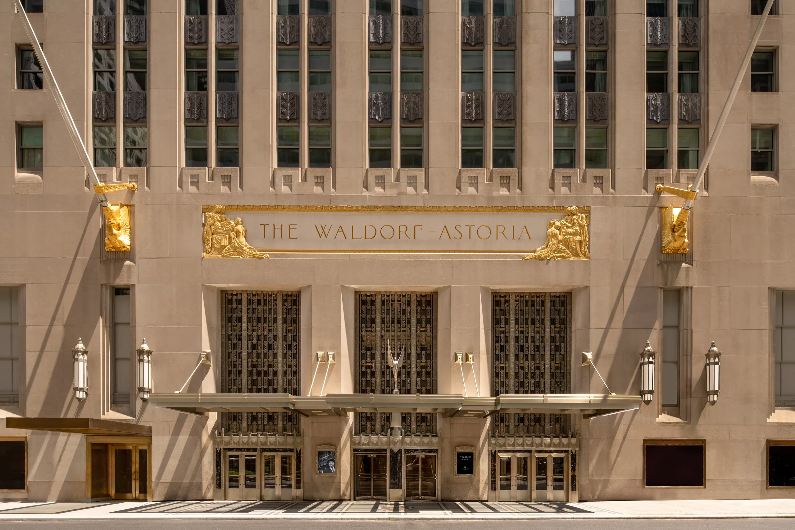 Waldorf Astoria New York - Midtown East — Park Avenue at 50th