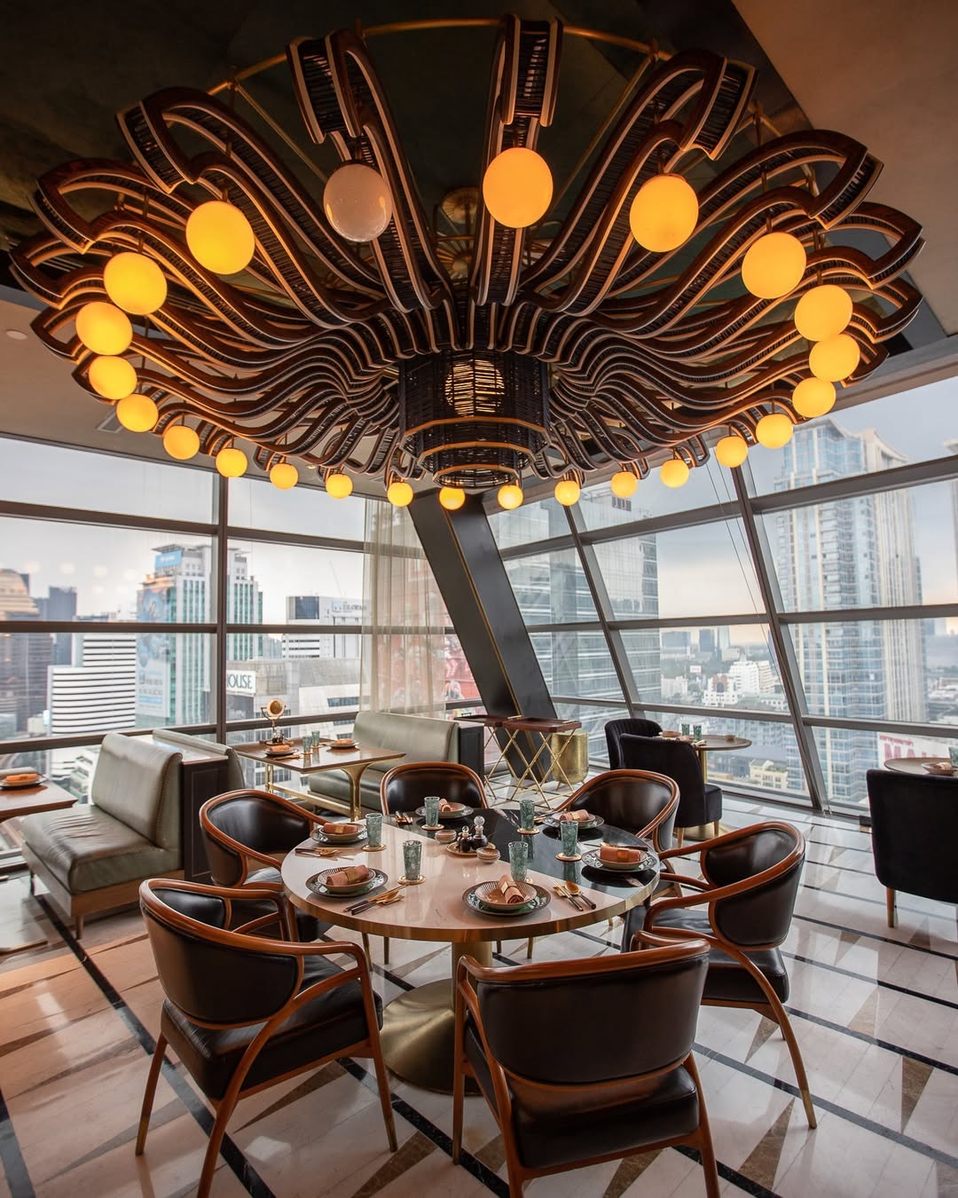 Dining - Image 1