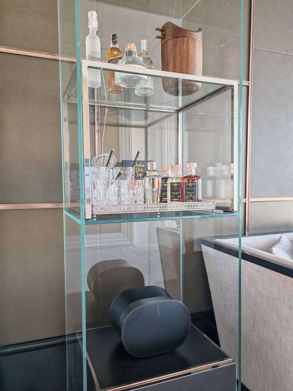 The Suite - Image 11